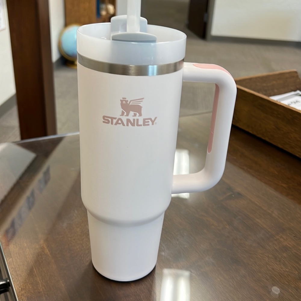 Rose quartz 30 oz Stanley cup